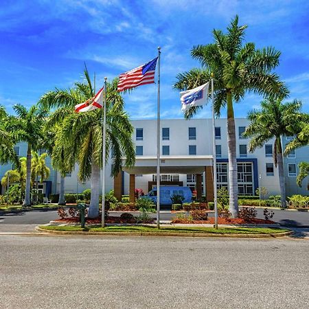 Hampton Inn & Suites Sarasota / Bradenton - Airport מראה חיצוני תמונה